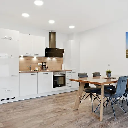 Zum Kleinen Leuchtturm Apartamento *