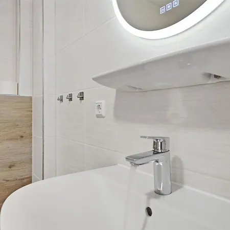 Zum Kleinen Leuchtturm Apartman *